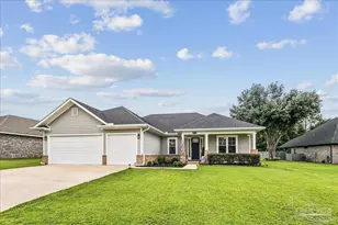 4752 Red Oak Dr, Milton, FL 32583 - Photo 1