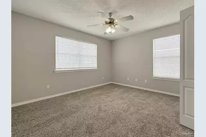 2121 Pin High Dr, Pensacola, FL 32526 - Photo 13