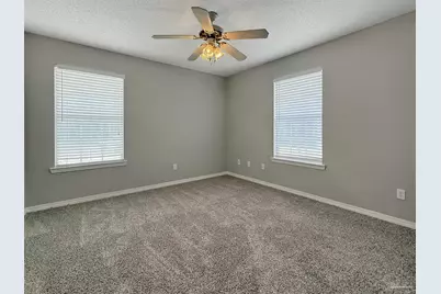2121 Pin High Dr, Pensacola, FL 32526 - Photo 11