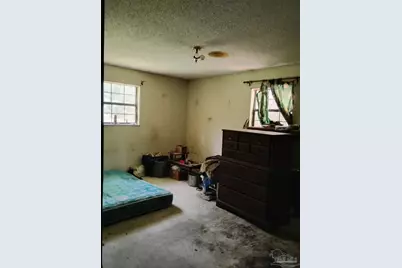136 Navarro Rd, Cantonment, FL 32533 - Photo 13