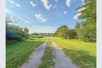 3630 Aubrey Ln, Pace, FL 32571 - Photo 5