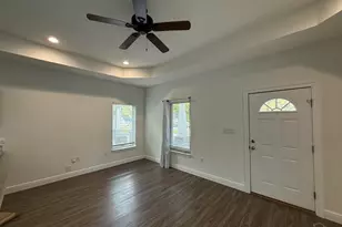 2010 W Gregory St, Pensacola, FL 32502 - Photo 5
