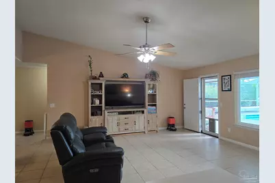 4677 Magnolia Hill Ct, Pace, FL 32571 - Photo 5