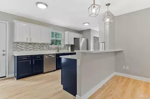 1750 Anderson St, Pensacola, FL 32503 - Photo 9