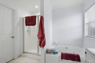 5025 Jenny Ln, Pensacola, FL 32507 - Photo 9