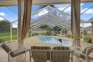 5625 Sandstone Dr, Pace, FL 32571 - Photo 13