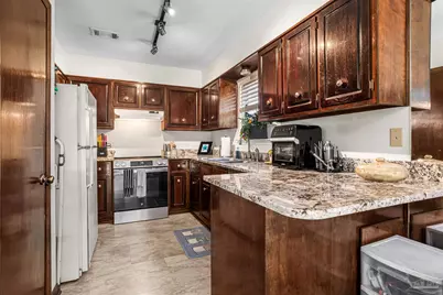 6154 Alicia Dr, Pensacola, FL 32504 - Photo 5