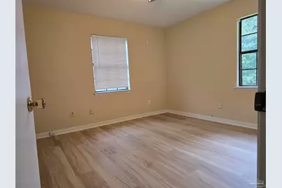 3005 Lenora Cir, Pensacola, FL 32526 - Photo 9