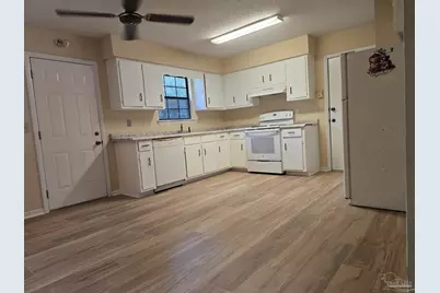 3005 Lenora Cir, Pensacola, FL 32526 - Photo 7
