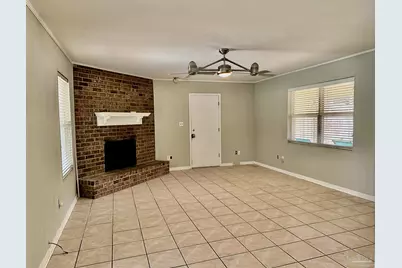 7813 Charter Oaks Dr, Pensacola, FL 32514 - Photo 3
