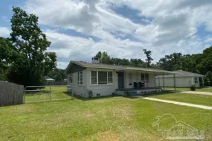 828 Gordon Ave, Pensacola, FL 32507 - Photo 17