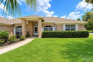 401 Thorn Ct, Pensacola, FL 32526 - Photo 1