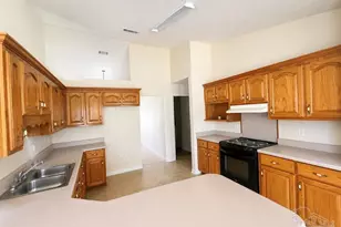 401 Thorn Ct, Pensacola, FL 32526 - Photo 11