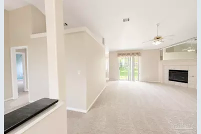 401 Thorn Ct, Pensacola, FL 32526 - Photo 7