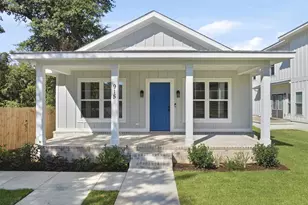 915 N B St, Pensacola, FL 32501 - Photo 1