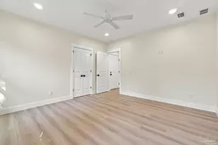 915 N B St, Pensacola, FL 32501 - Photo 15