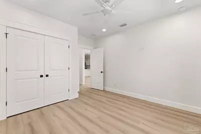 915 N B St, Pensacola, FL 32501 - Photo 21