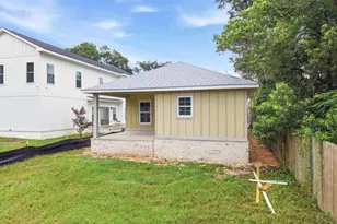 915 N B St, Pensacola, FL 32501 - Photo 39