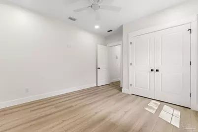 915 N B St, Pensacola, FL 32501 - Photo 25