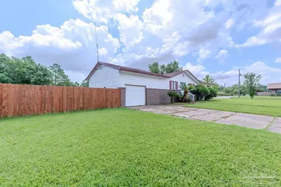 740 Maple Woods Cir, Pensacola, FL 32534 - Photo 3