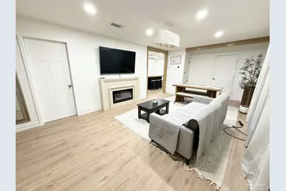 2100 N Spring St, Pensacola, FL 32501 - Photo 7