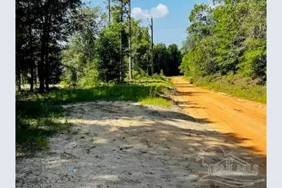 4195 Whippoorwill Dr, Holt, FL 32564 - Photo 3