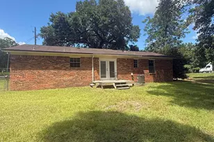5701 Scotland Rd, Pensacola, FL 32526 - Photo 3