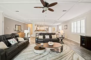 3027 Oak Pointe Dr, Pensacola, FL 32505 - Photo 9