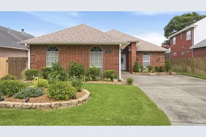 3027 Oak Pointe Dr, Pensacola, FL 32505 - Photo 1