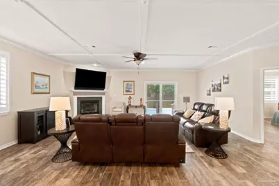 3027 Oak Pointe Dr, Pensacola, FL 32505 - Photo 11