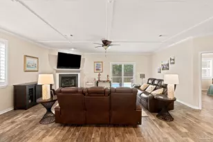 3027 Oak Pointe Dr, Pensacola, FL 32505 - Photo 11