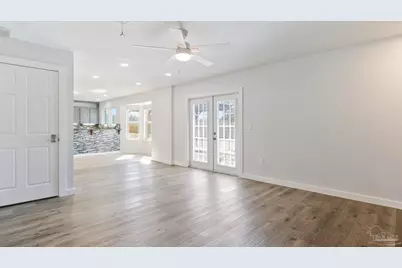 6099 Schofield Dr, Pensacola, FL 32506 - Photo 7