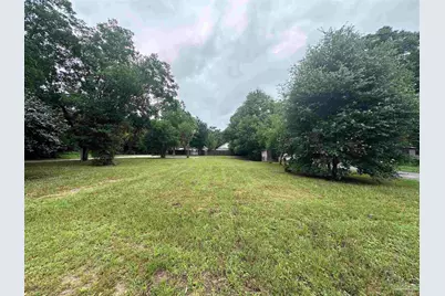 202 Yoakum Ct, Pensacola, FL 32505 - Photo 1