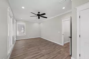 1431 E Moreno St, Pensacola, FL 32503 - Photo 43