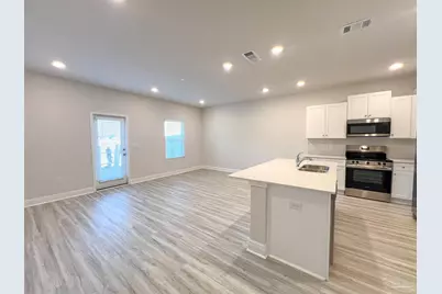 3997 Pendragon Cir, Milton, FL 32583 - Photo 3