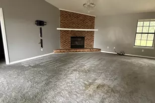 5748 Princeton Dr, Pensacola, FL 32526 - Photo 3