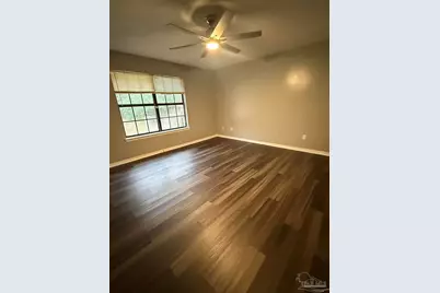 5748 Princeton Dr, Pensacola, FL 32526 - Photo 5