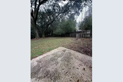 5748 Princeton Dr, Pensacola, FL 32526 - Photo 11