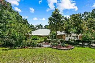 4166 Ermine Ln, Milton, FL 32583 - Photo 5