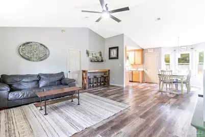 6332 Jason Dr, Milton, FL 32570 - Photo 5