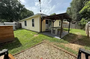 1046 Simpson St, Pensacola, FL 32526 - Photo 23