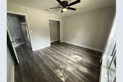 1046 Simpson St, Pensacola, FL 32526 - Photo 9