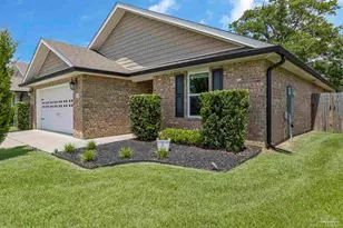 7494 Oak Lake Blvd, Pensacola, FL 32526 - Photo 1