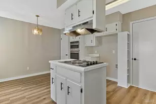 3511 Silvertree Ln, Pensacola, FL 32504 - Photo 3