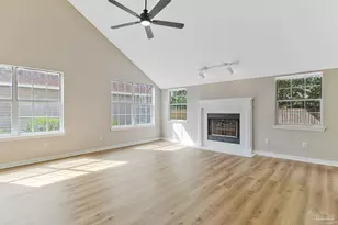 3511 Silvertree Ln, Pensacola, FL 32504 - Photo 13