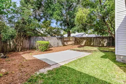 3511 Silvertree Ln, Pensacola, FL 32504 - Photo 47