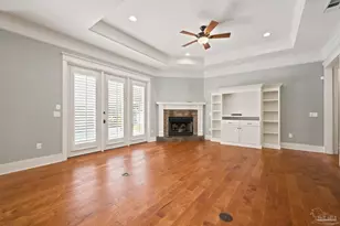 1407 E Hernandez St, Pensacola, FL 32503 - Photo 9