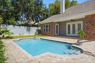 1407 E Hernandez St, Pensacola, FL 32503 - Photo 3
