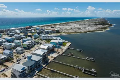 7369 Grand Navarre Blvd, Navarre Beach, FL 32566 - Photo 25