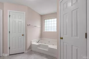 8335 Onich Dr, Navarre, FL 32566 - Photo 27